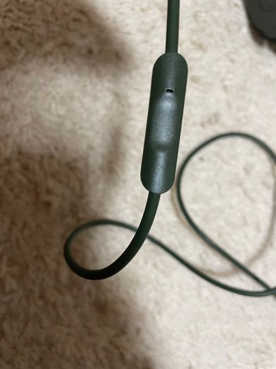 ヘッドホン beats solo2