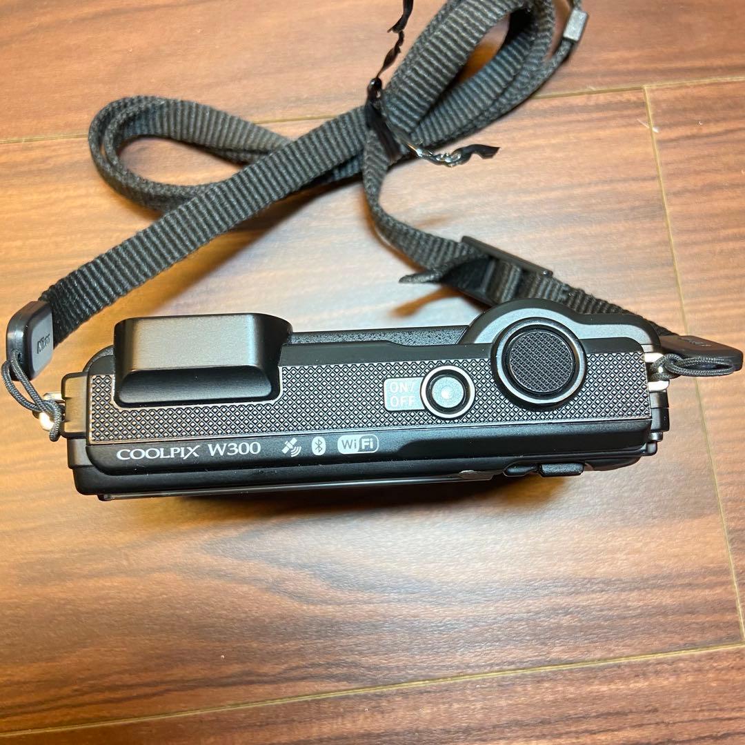 Nikon COOLPIX W300 デジカメ 3429