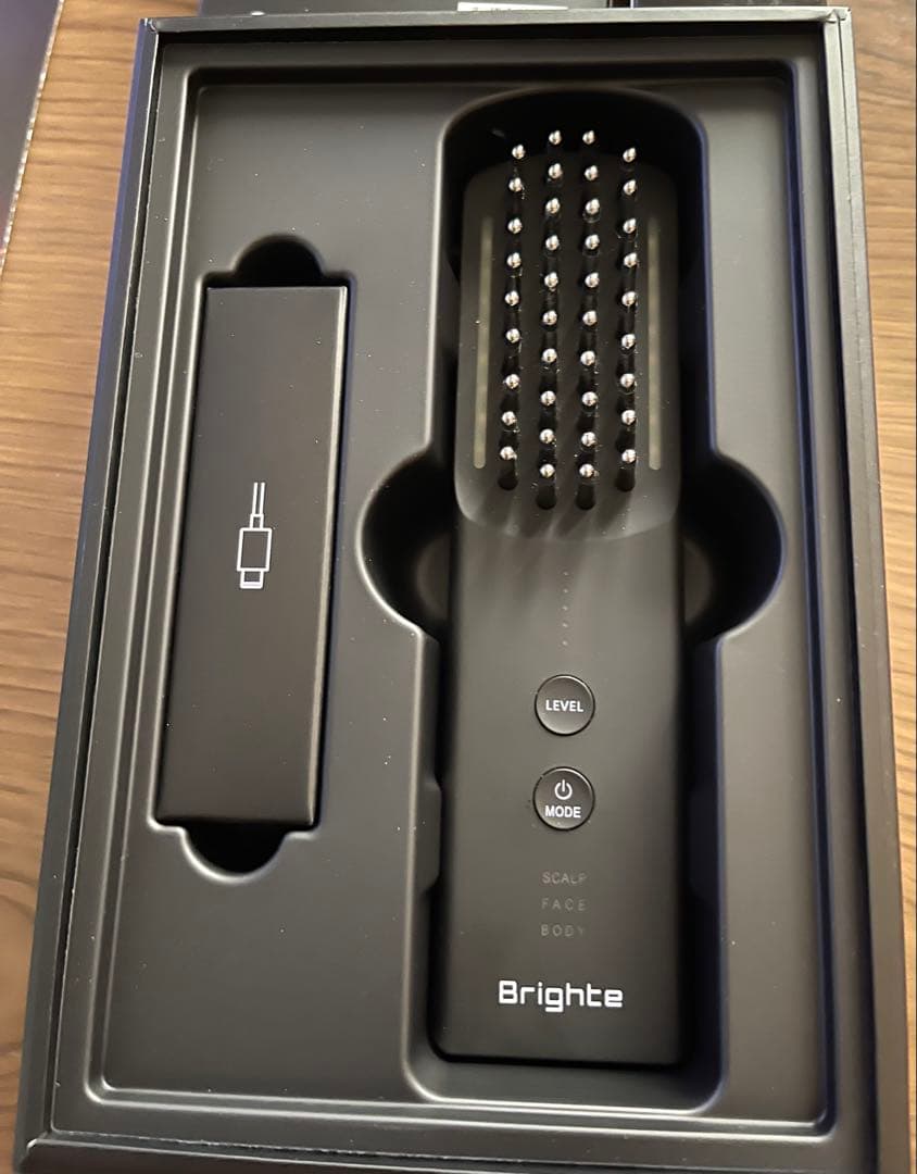 Brighte ELEKI BRUSH➕　フェイスマッサージブラシ