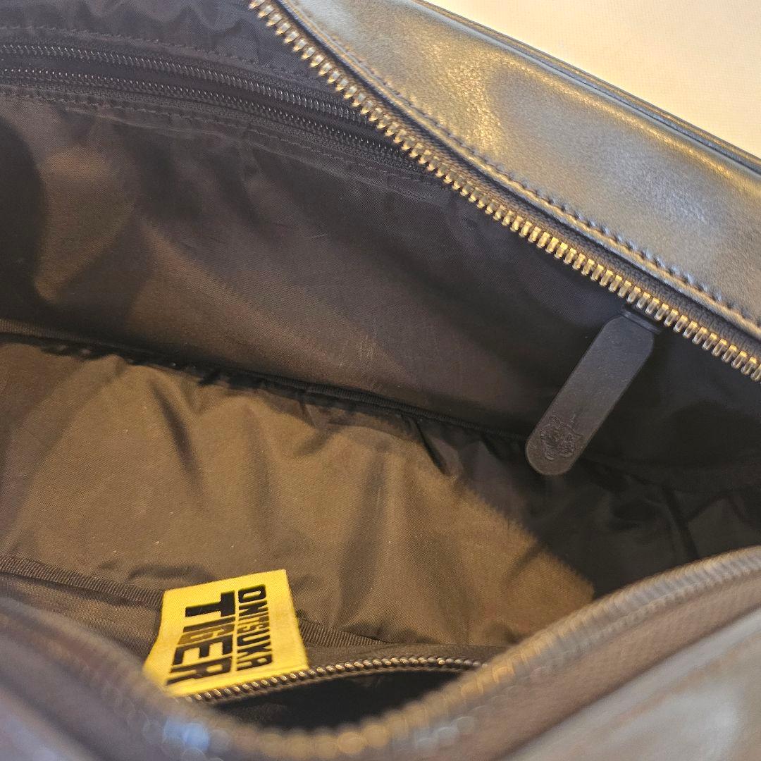 Onitsuka Tiger BAG L ショルダーバッグ ブラック