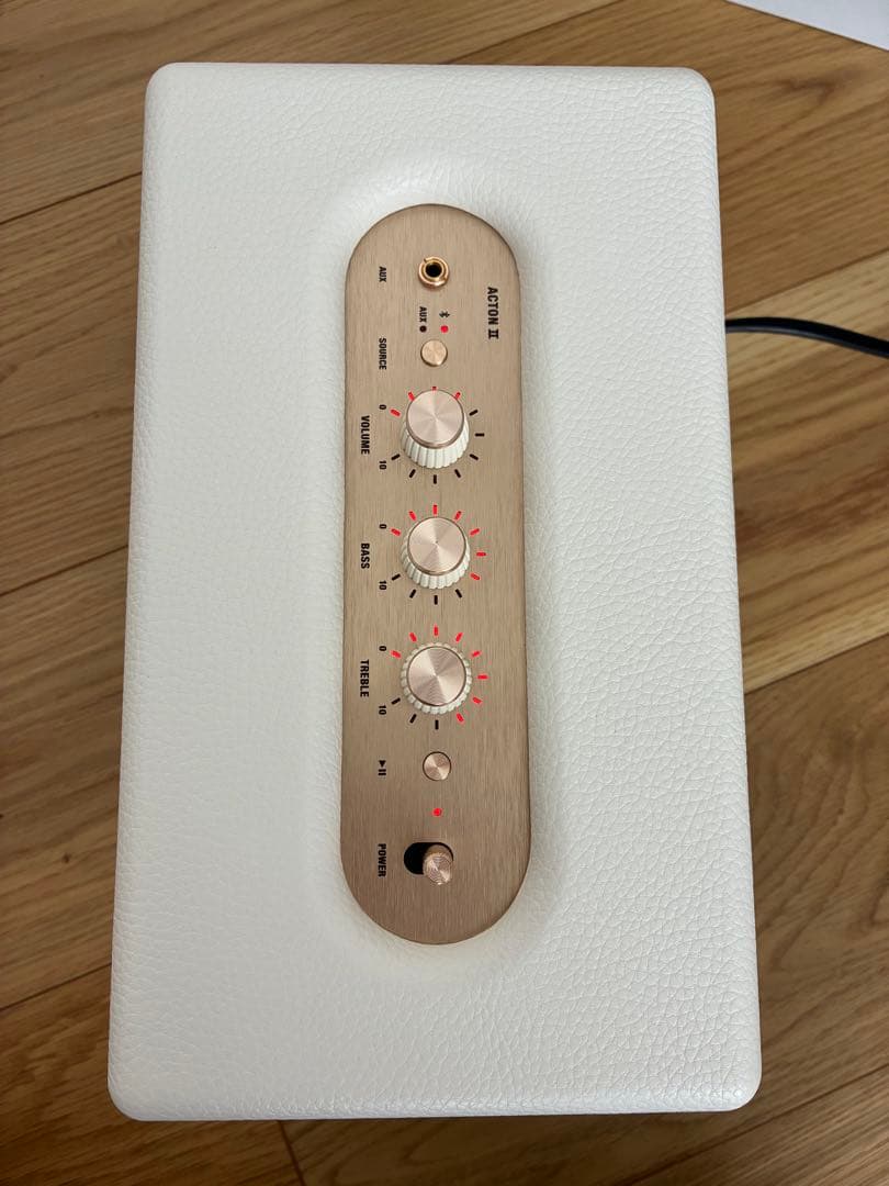 Marshall Action II ホワイト ワイヤレススピーカー