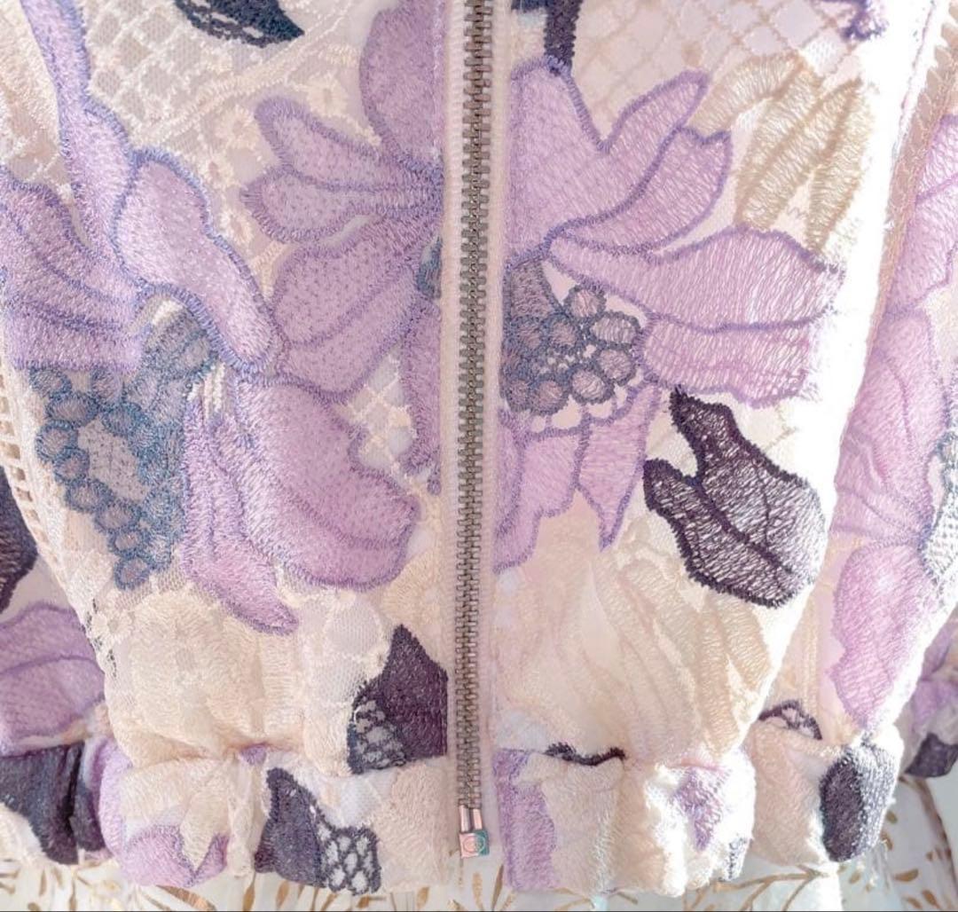 【美品】　グレースコンチネンタル　刺繍　フラワーブルゾン　パープル　ダイアグラム