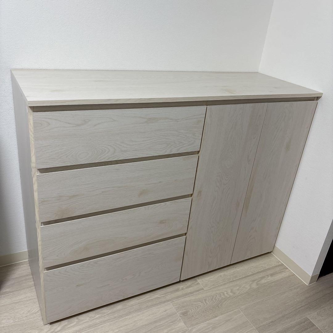 ニトリ 木製キャビネット 4段引き出し 2扉 漫画 オタ活