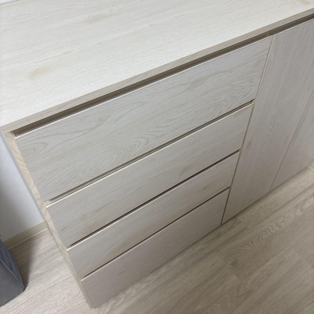 ニトリ 木製キャビネット 4段引き出し 2扉 漫画 オタ活