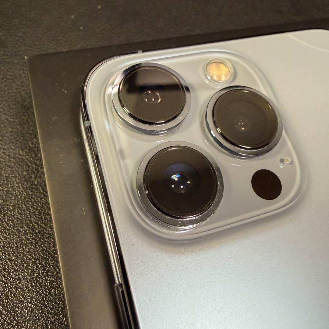 iPhone13pro 256GB ガラスフィルムおまけ ワレありですが機能正常