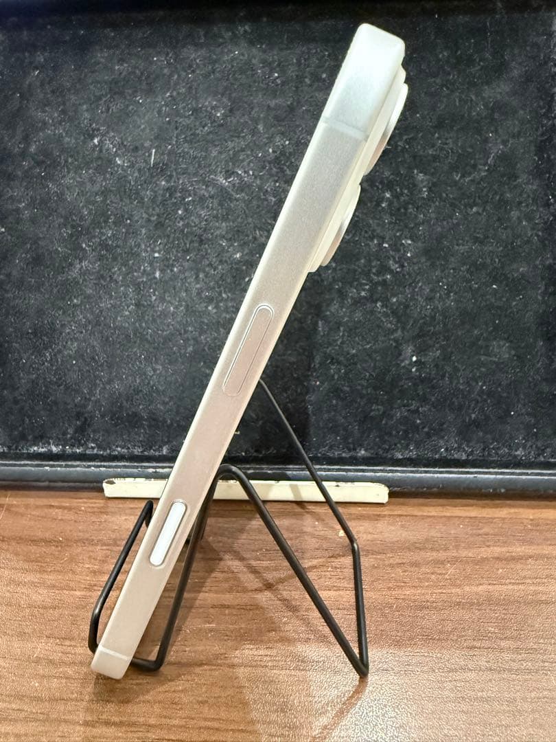 【超美品】iPhone 17 256GB 使用半月