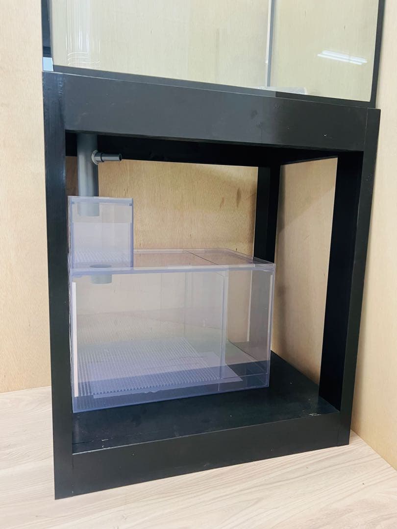 600×450×450オールガラスオーバーフロー水槽 ブラックシリコン