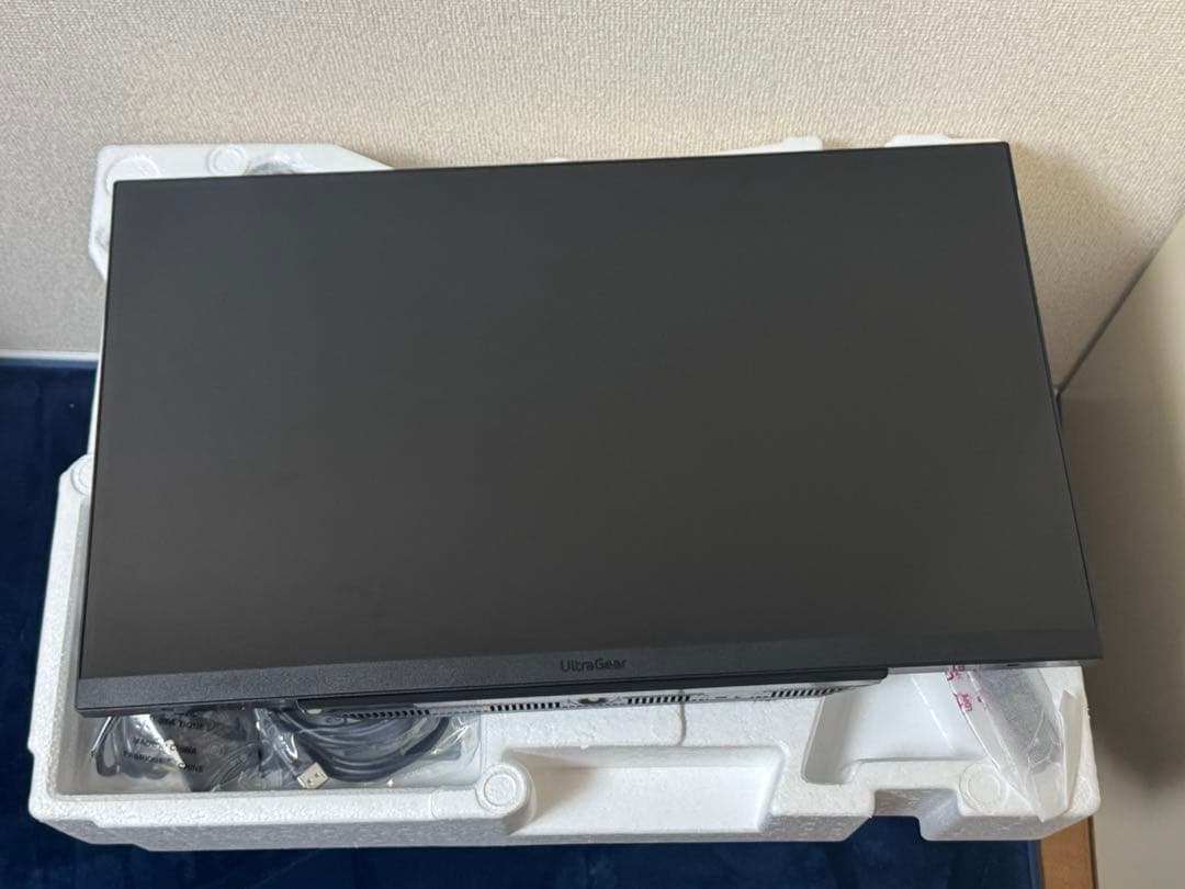 27GR75Q-B 27インチ LG UltraGear ゲーミングモニター