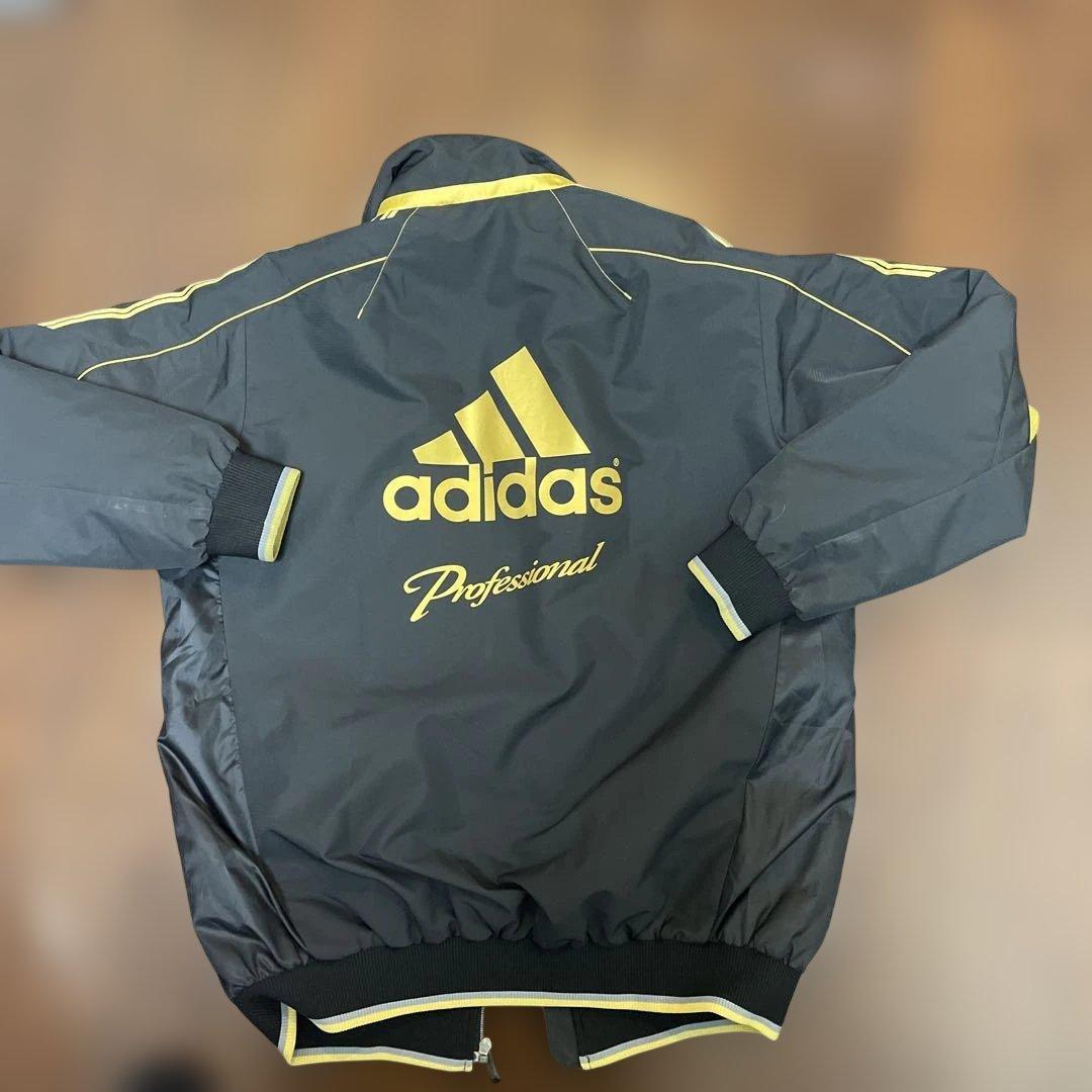 アディダスプロフェッショナルセットアップサイズＯ