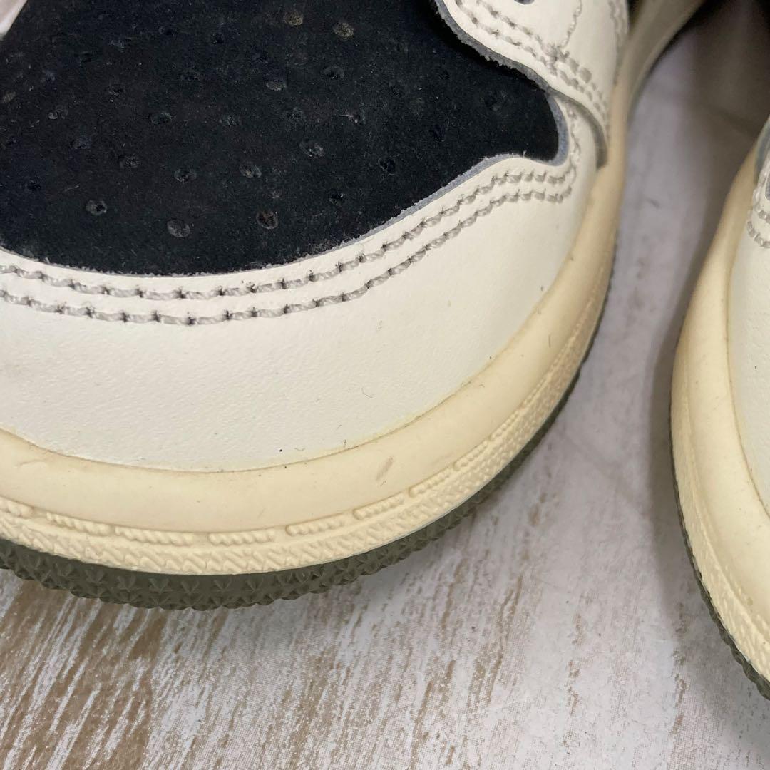 nm-945 トラヴィススコット × NIKE AIR JORDAN1 LOW