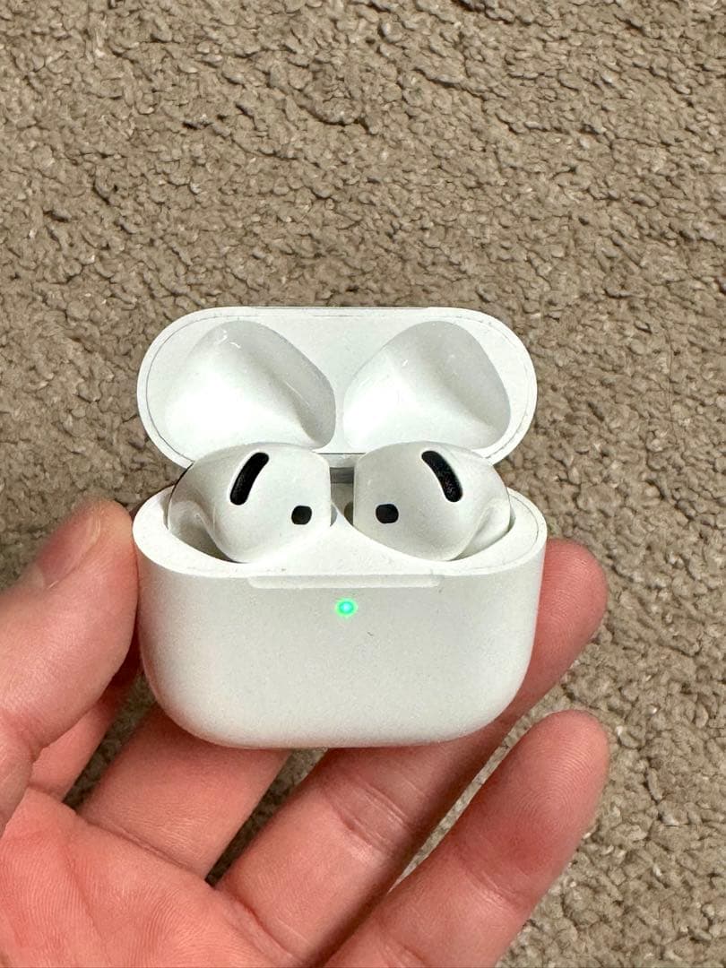 Apple AirPods 第4世代ノイズキャンセリング付きなし 送料込み 本体