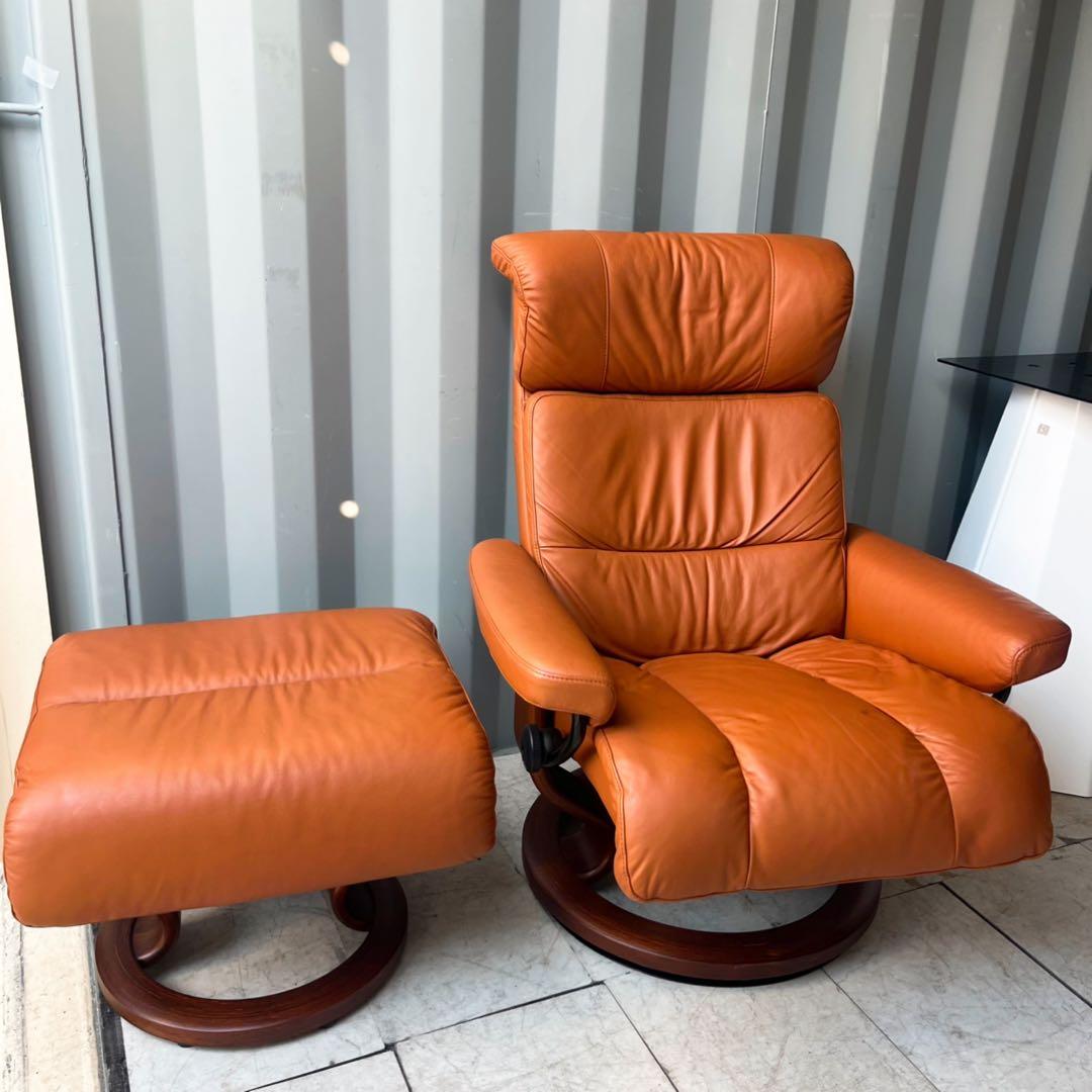 取付無料！エコーネス ストレスレス 本革オレンジリクライニングチェア・オットマン