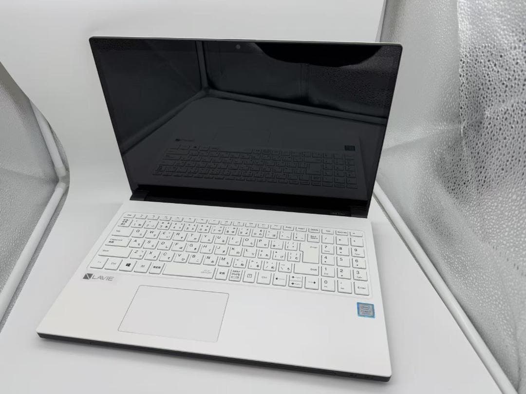 美品 NEC 第八世代 i7 16GB 新品SSD+HDD Office付き