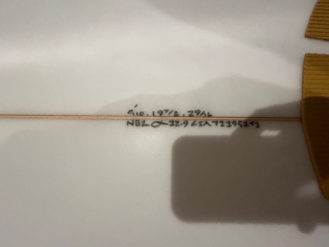 ネックベアード2 5'10 中古　1ラウンドのみ使用