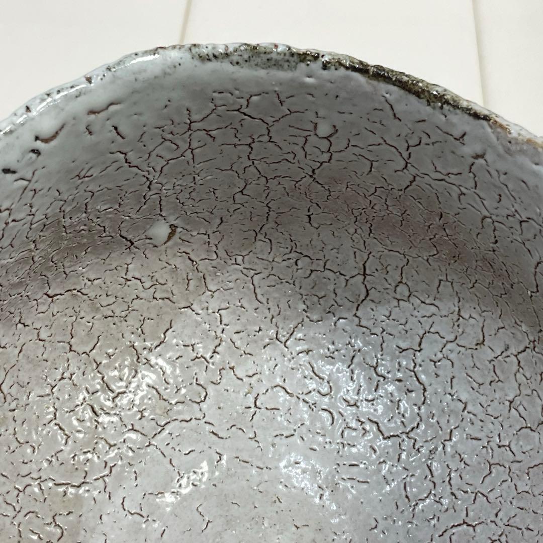 茶道具 抹茶茶碗★茶盌 萩焼 白釉 沓形 鬼萩割高台★渋谷泥詩 作★木箱、共布有