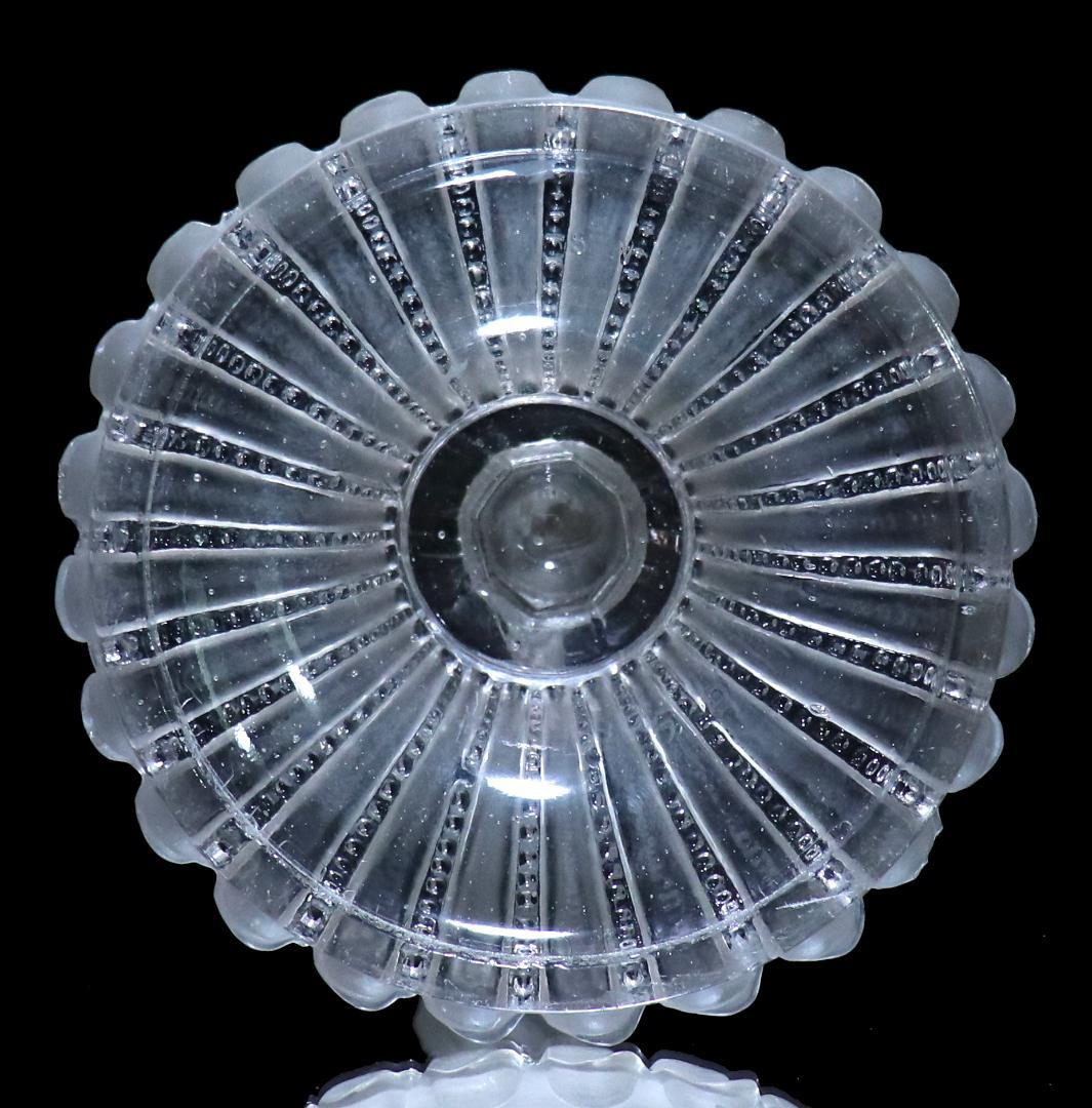 オールド・バカラ 珍品1878年頃 子供フロスト装飾大型キャンドルスタンド 置物