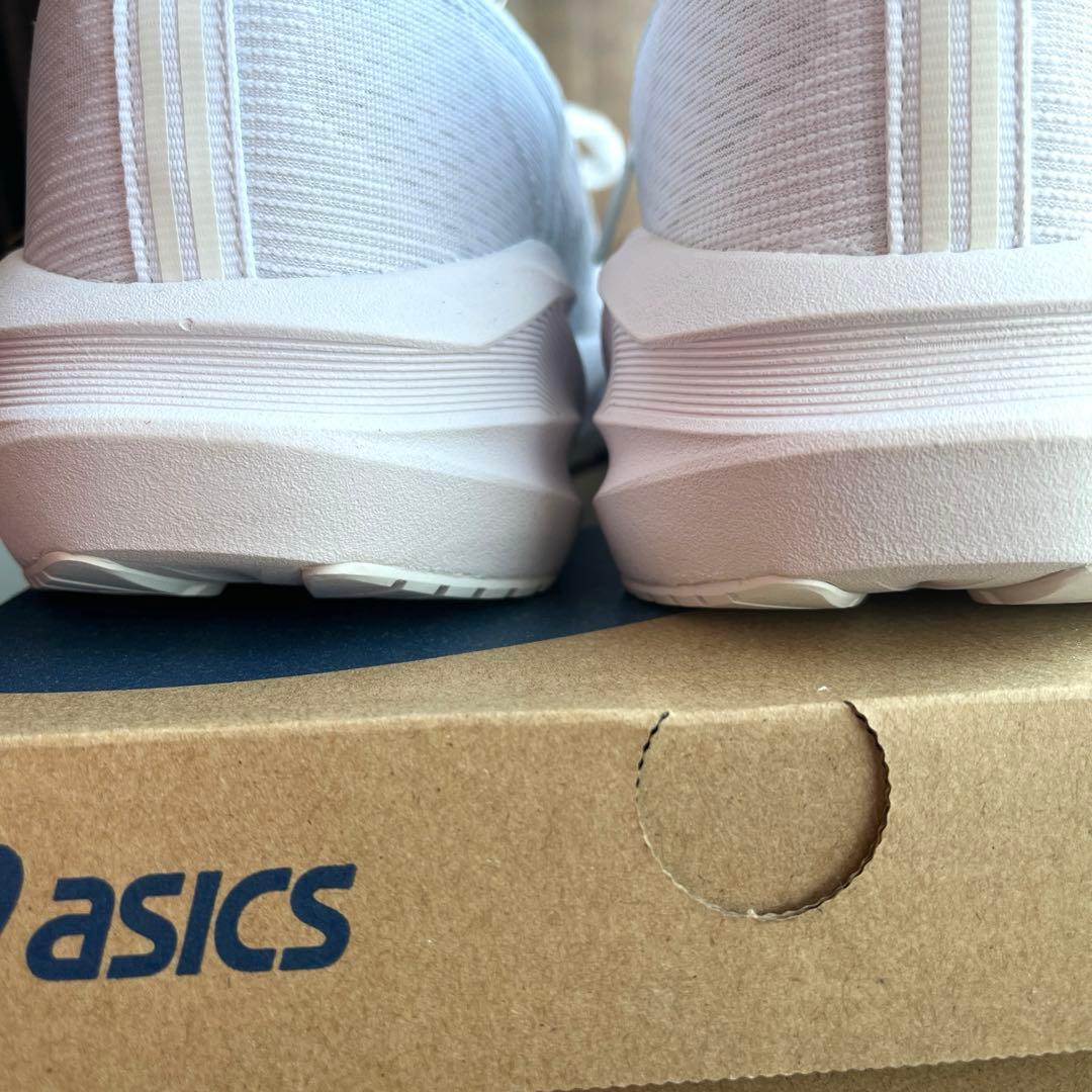 ASICS ランニングシューズ　25.5㎝