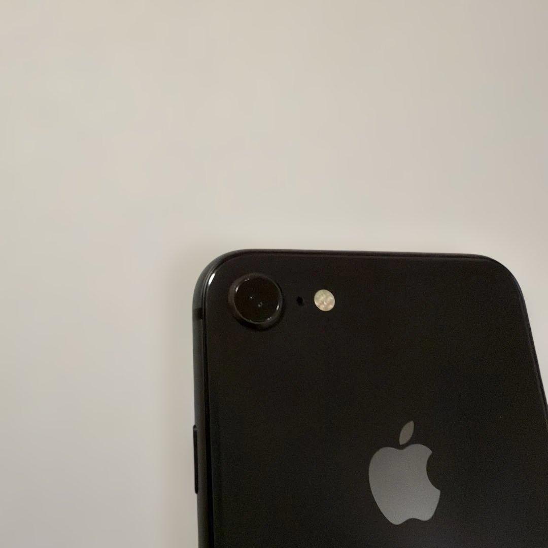 iPhone８　本体