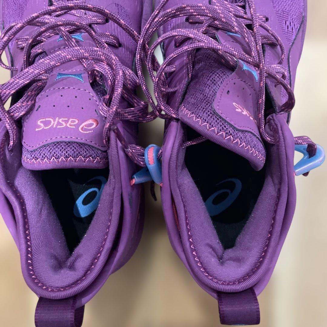 シューズ(男性用) ASICS / NOVA SURGE LOW2