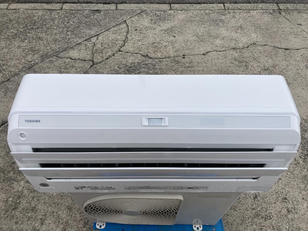愛知岐阜/送料込★東芝　2.2ｋWエアコン６畳用　RAS-F221E7R　20年