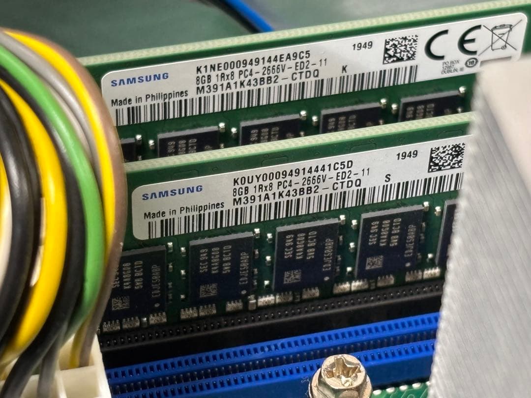 富士通コンパクトサーバー PRIMERGY TX1320 M4　ジャンク品