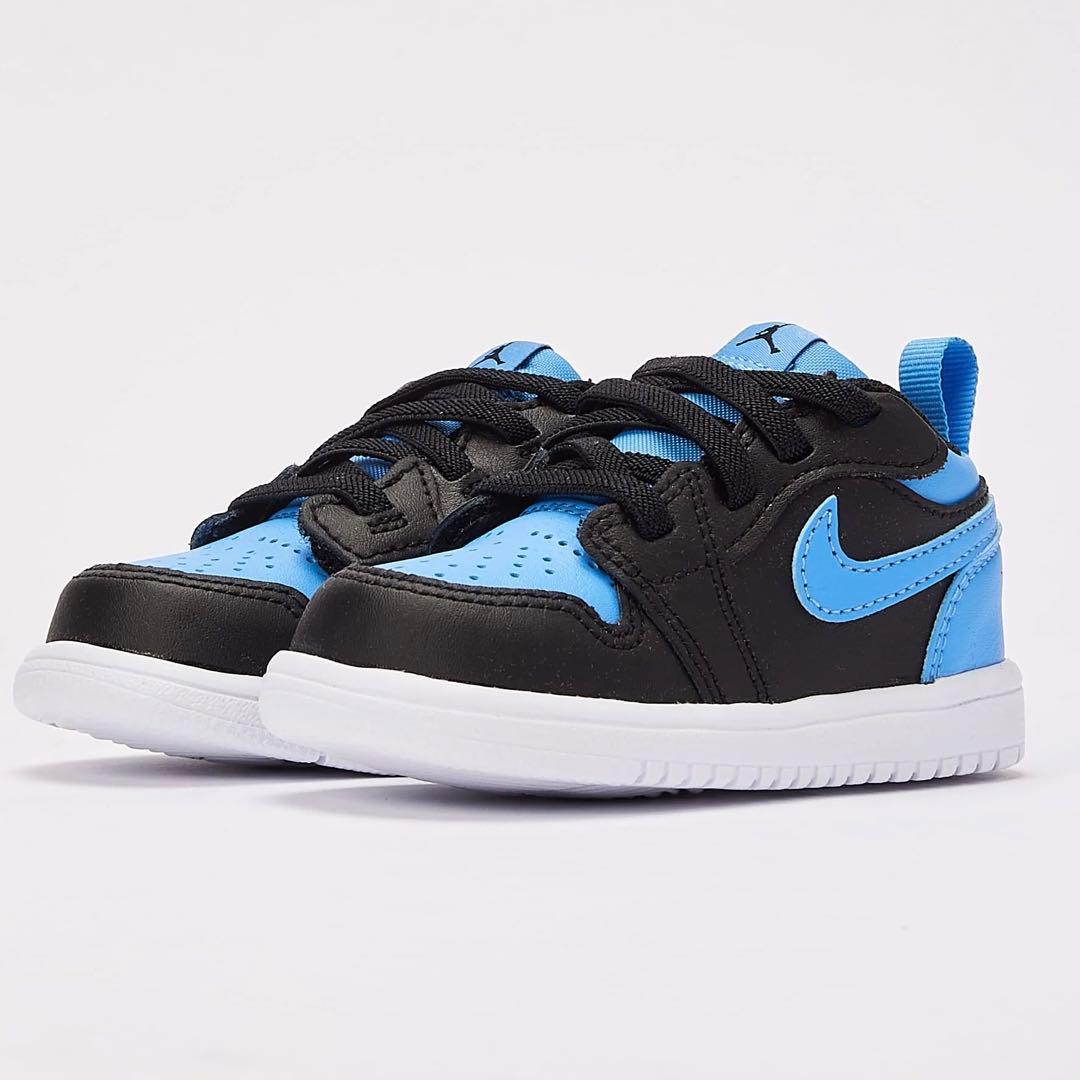 【新品】ナイキ ジョーダン 1ロー NIKE 15 キッズ スニーカー 希少