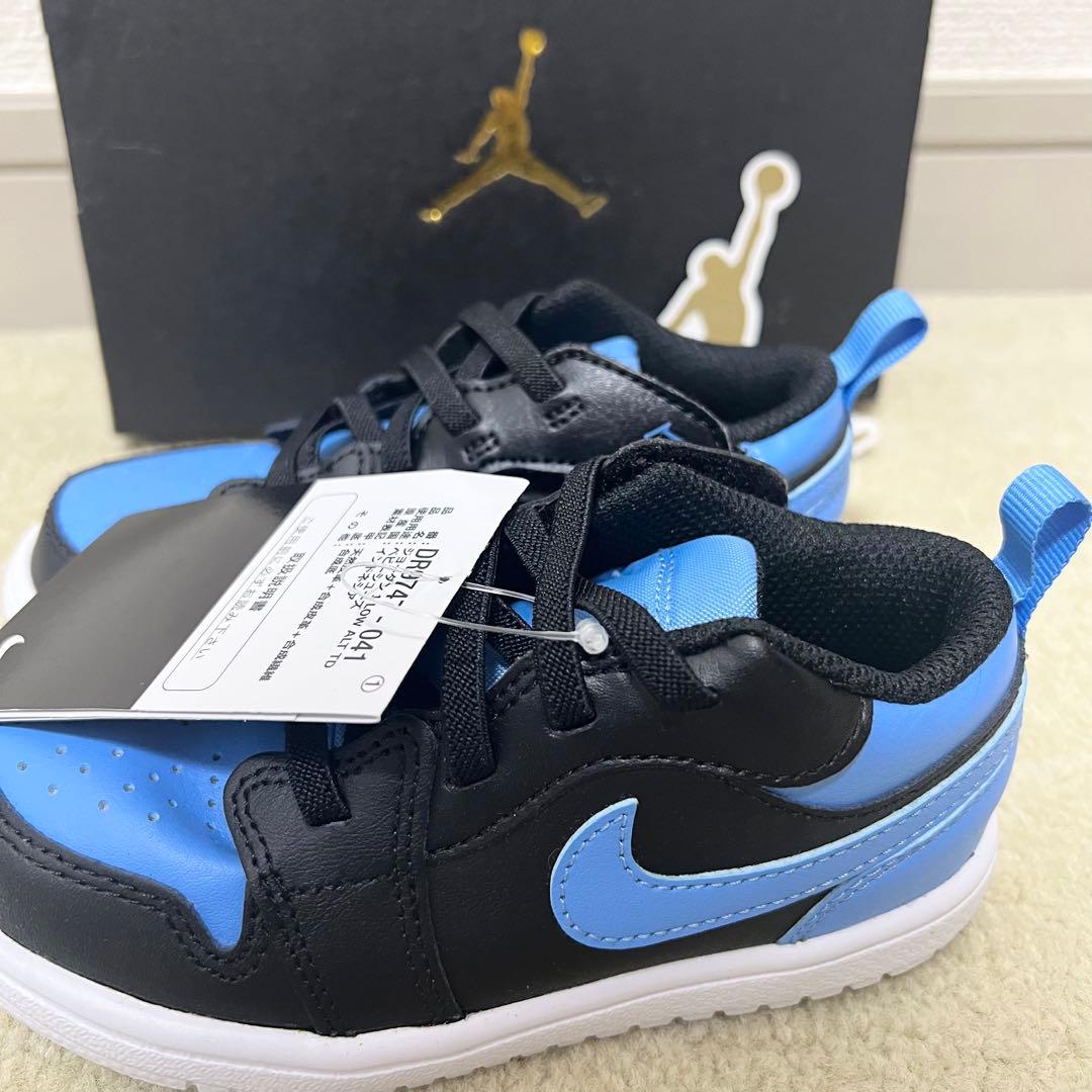 【新品】ナイキ ジョーダン 1ロー NIKE 15 キッズ スニーカー 希少