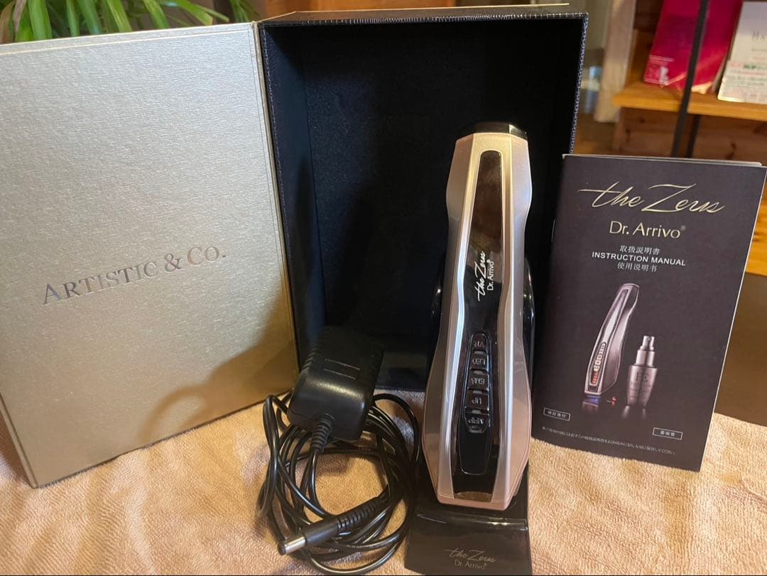 Dr. Arrivo Zeus 美顔器　ほぼ未使用