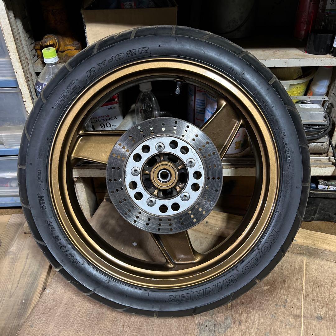 【今月限定値下げ中】zrx400 ホイール前後 ディスク、スプロケット付き