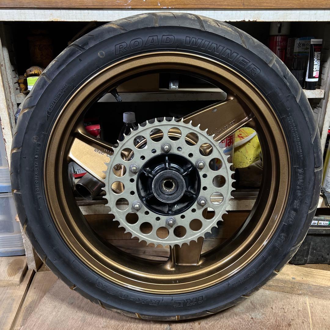 【今月限定値下げ中】zrx400 ホイール前後 ディスク、スプロケット付き