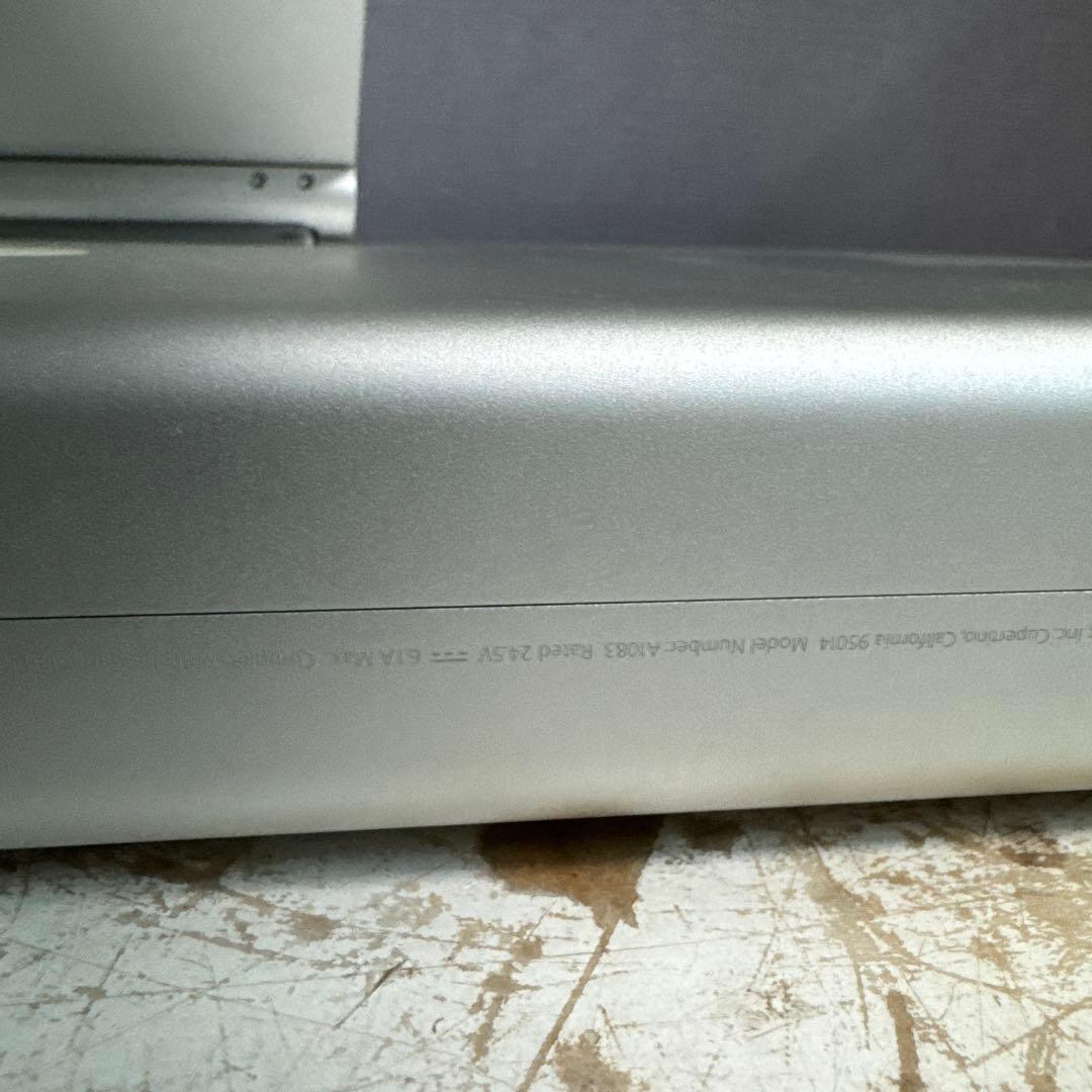 アップル　CINEMA HD DISPLAY 30インチA1083 ジャンク