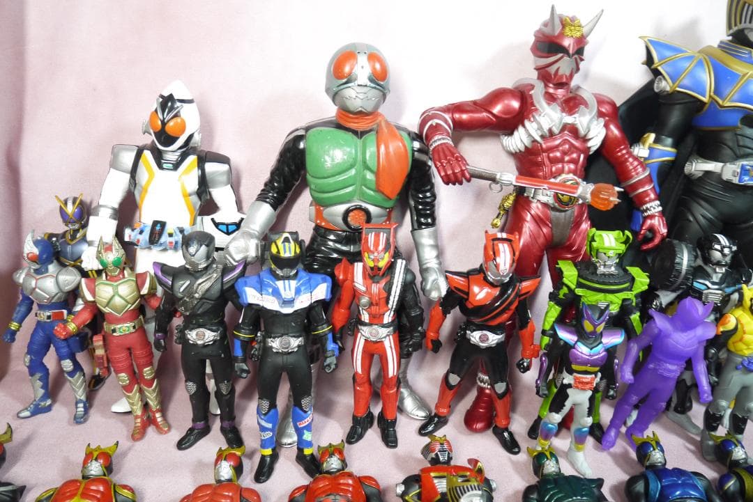 ライダーヒーローシリーズ　ビッグサイズソフビフィギュア　など　112体セット