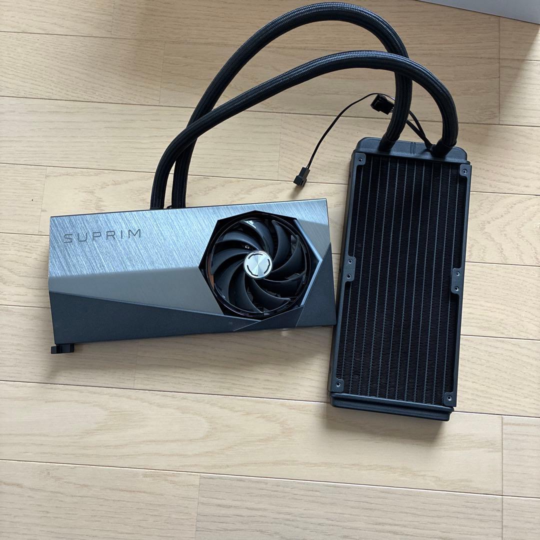 MSI RTX 4090 ヒートシンク　ファン　バックプレート　LED 水冷