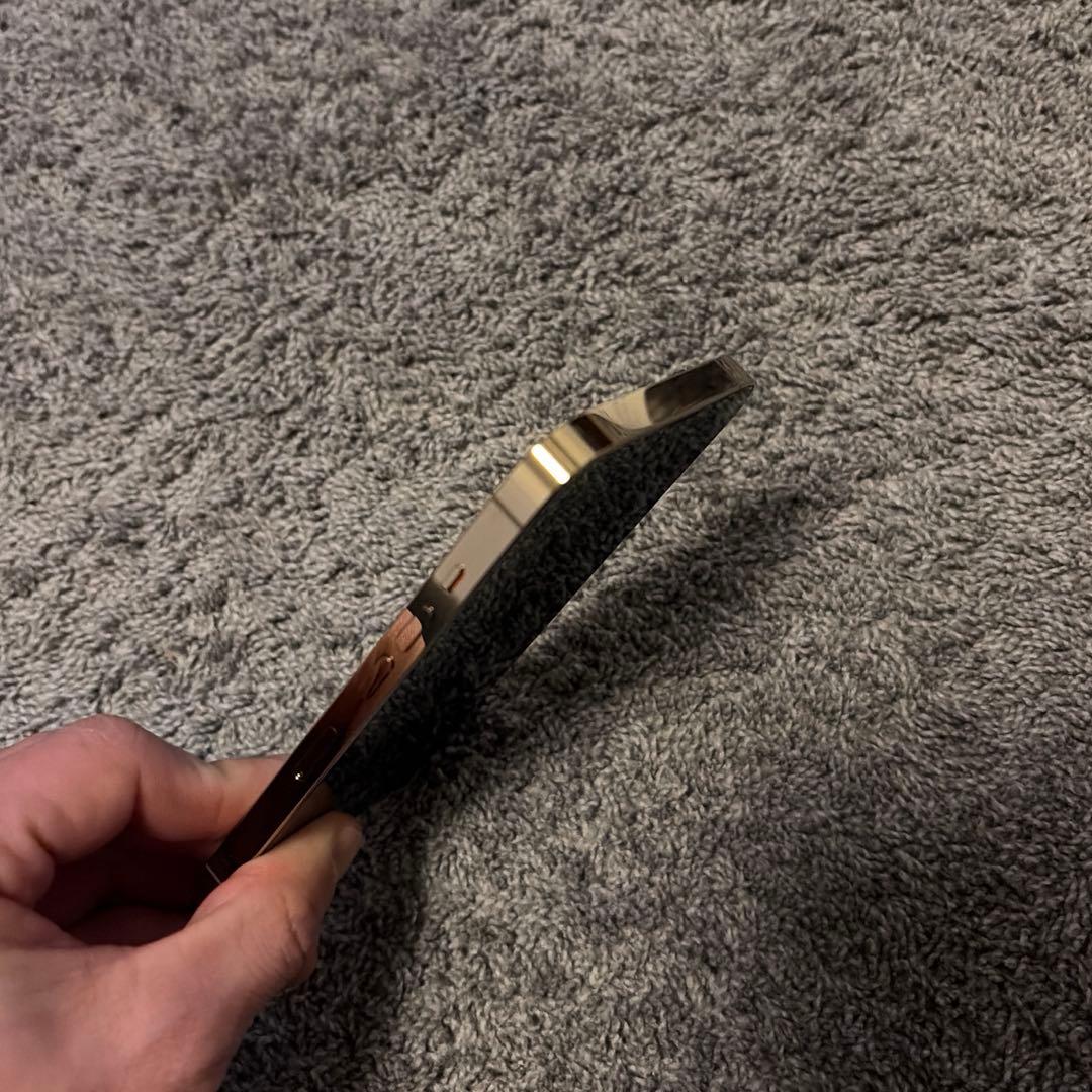 D&D　Apple iPhone 13 Pro 256GB ゴールド 本体