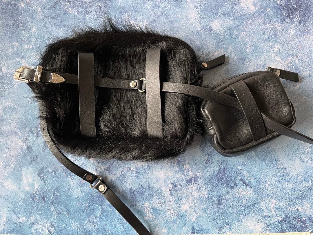 【TOGA PULLA】トーガ ベルトバッグ