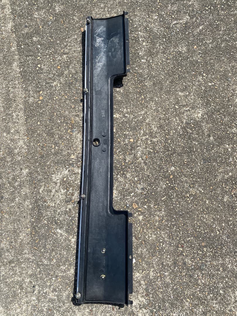 ハコスカ　後期　2000 GTX 4ドア　ハードトップ　共通　リヤーパネル