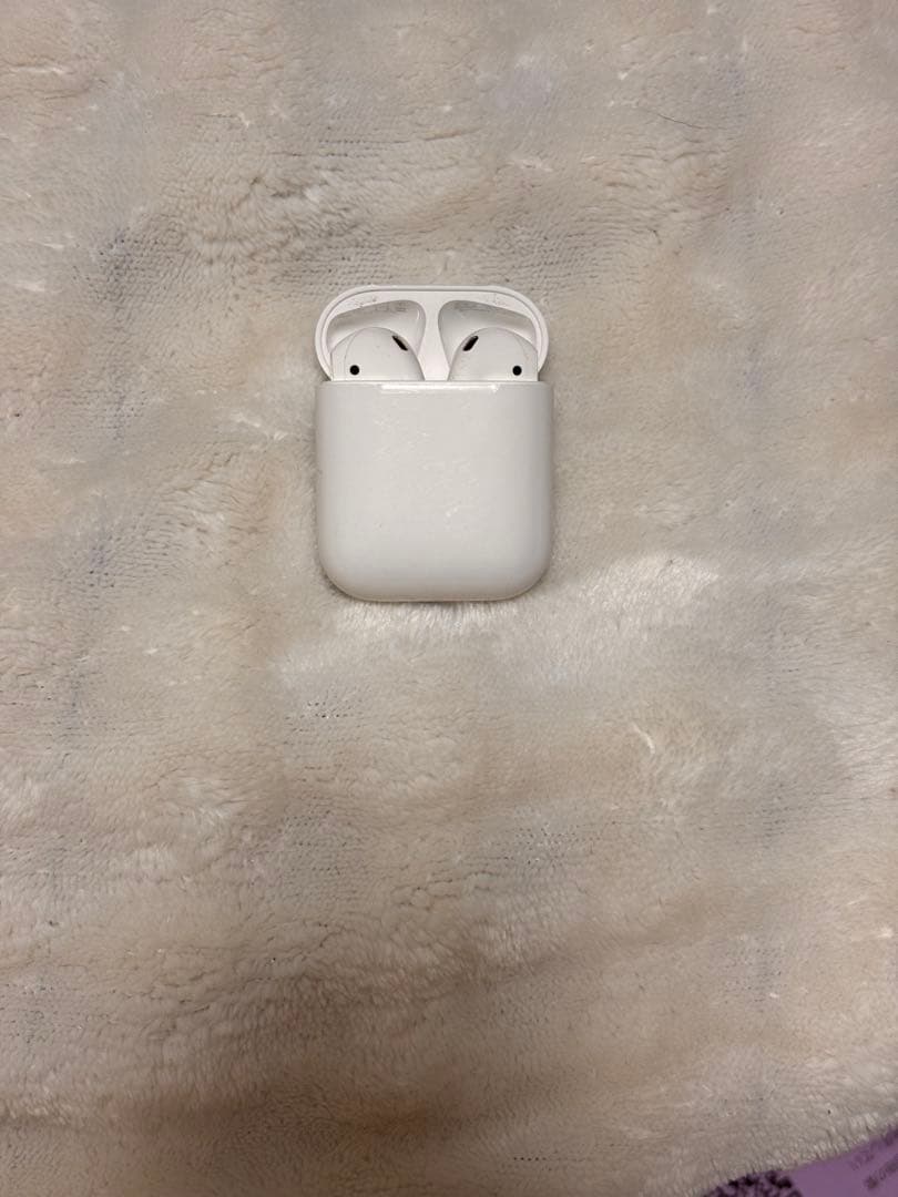 AirPods本体 ホワイト　第二世代