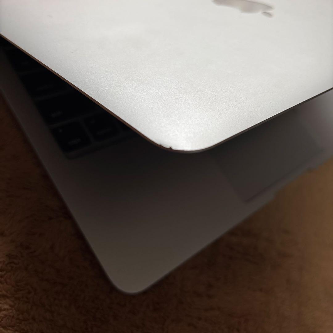 MacBook Air (11-inch, Mid 2019) 本体