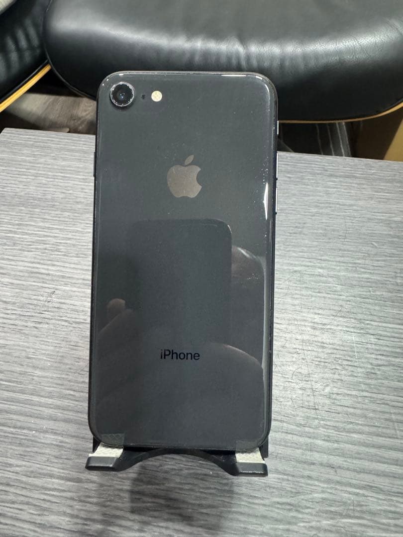 ④Apple iPhone 8 スペースグレー本体256GB シムフリー1-11