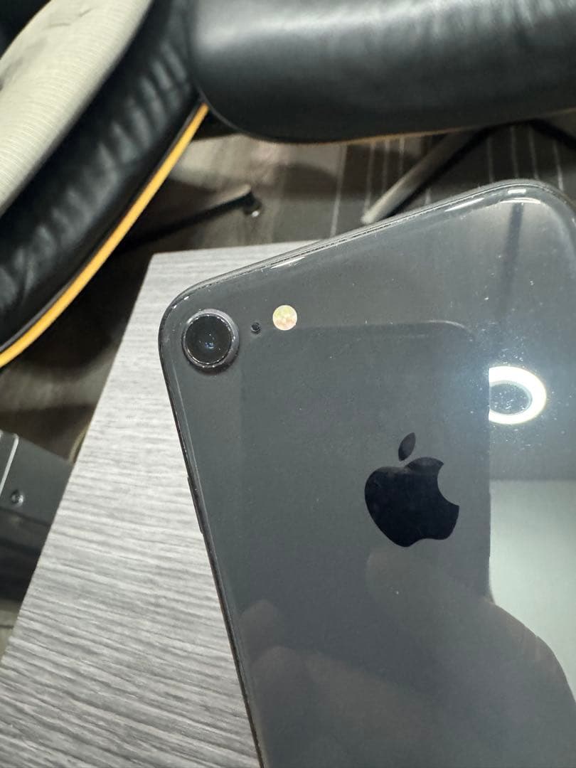 ④Apple iPhone 8 スペースグレー本体256GB シムフリー1-11