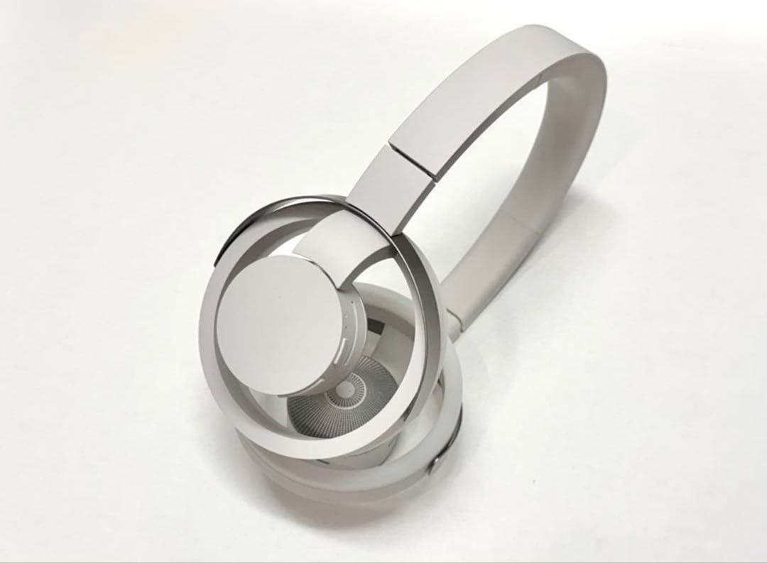 【未使用に近い】nwm ONE ライトグレイ 付属品付き MBH001