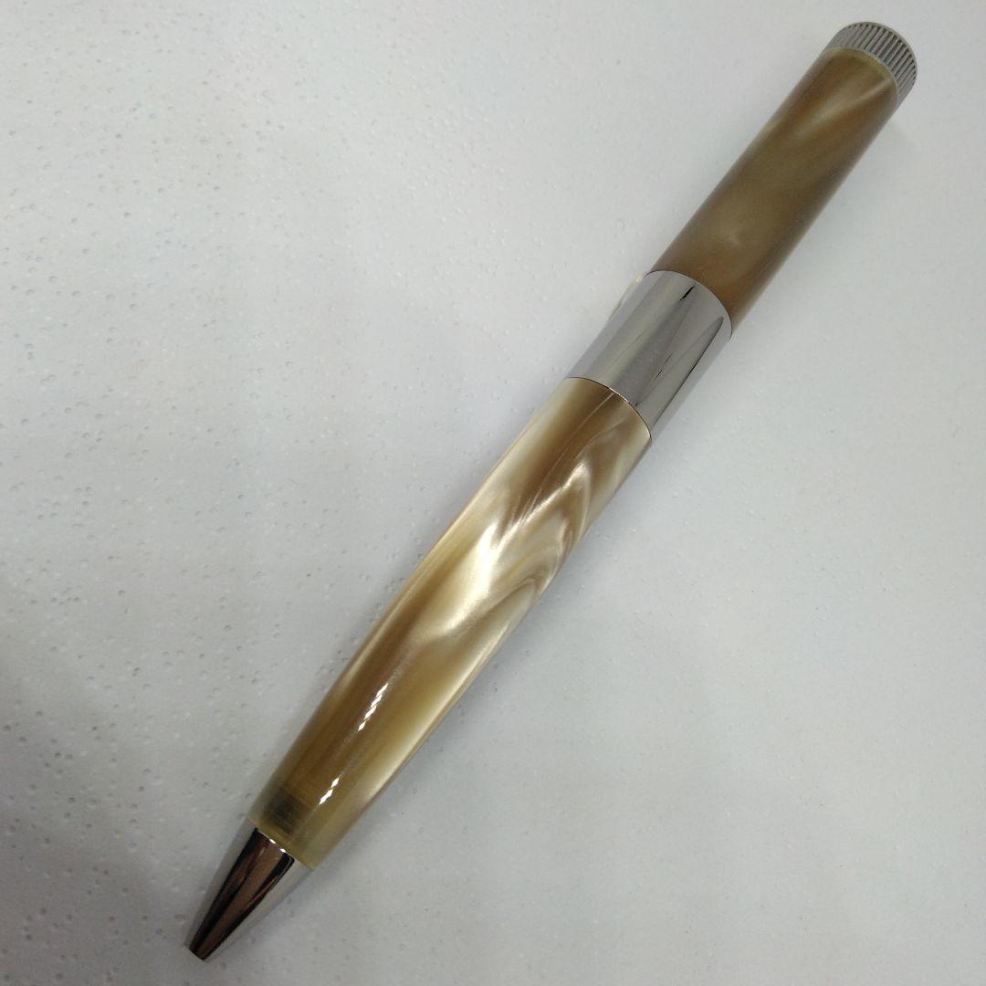 ROMEO No.3　イタリアンベージュ　太軸　 R154 ボールペン 本体