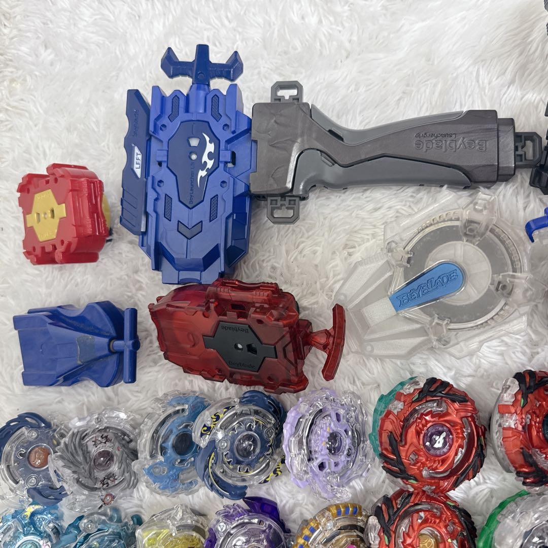 ベイブレードバースト 計135点 引退品 まとめ DB DU 付属パーツ有