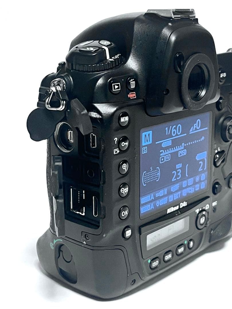 Nikon D4S デジタル一眼レフカメラ シャッター回数47000回