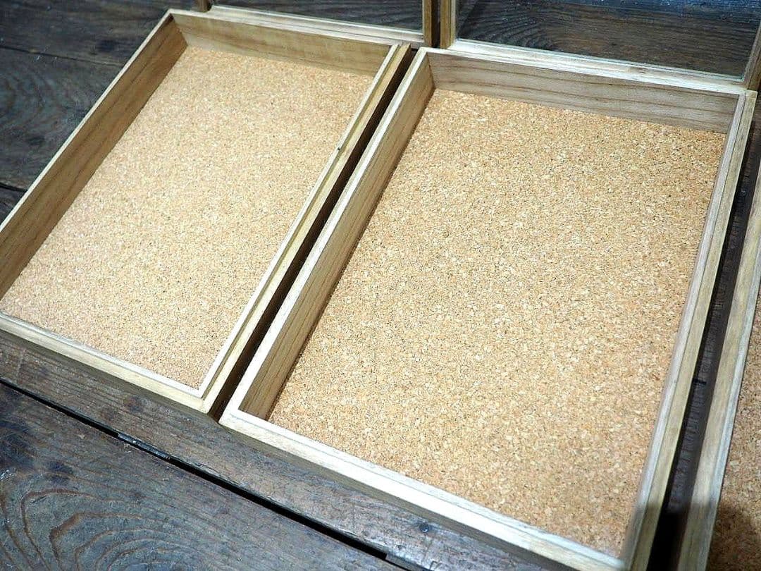 1389 ①蓋付 レトロな標本ケース(小)4個セット　ガラスケース　コレクション