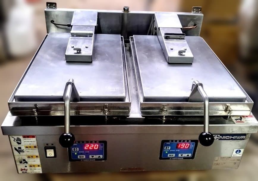 2023／11　美品ニチワ　電気自動餃子焼機　2連　NGM-5.6AC　200V