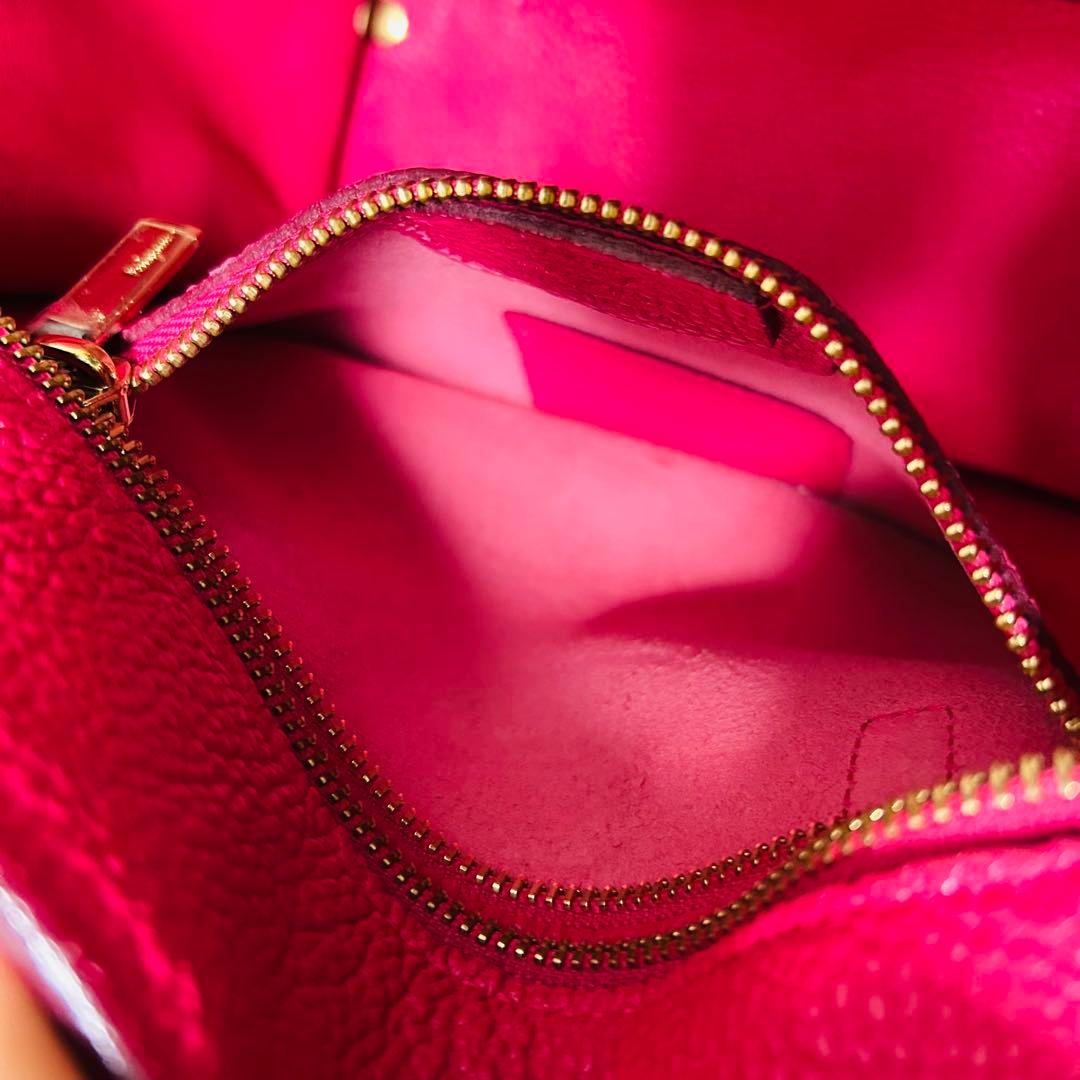 超美品 Ferragamo フェラガモ ガンチーニ エイミー ハンドバッグ