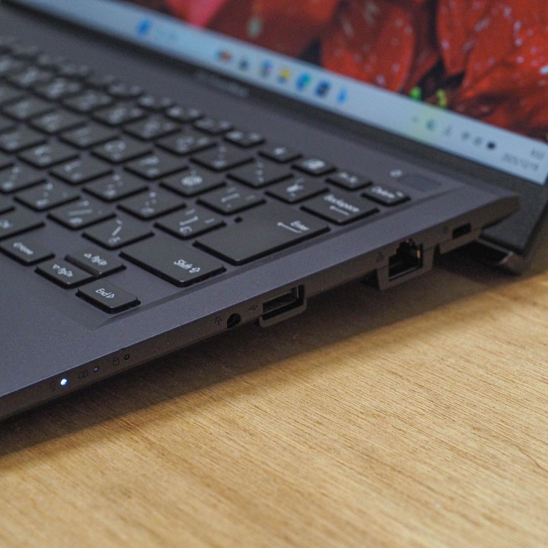 ASUS ExpertBook B1、i7-1165G7、512GB SSD