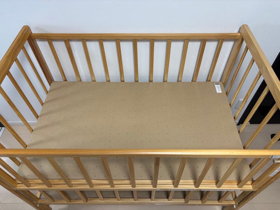 【送料込み】ベビーベッド　ティンバー　ナチュラル