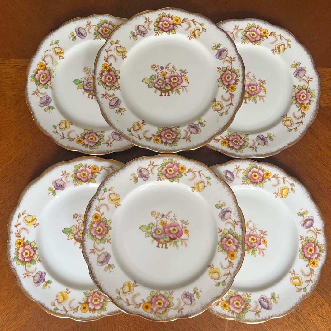 【英国ビンテージ】ロイヤルアルバート・クラウンチャイナ★カメリア★ケーキ皿6枚